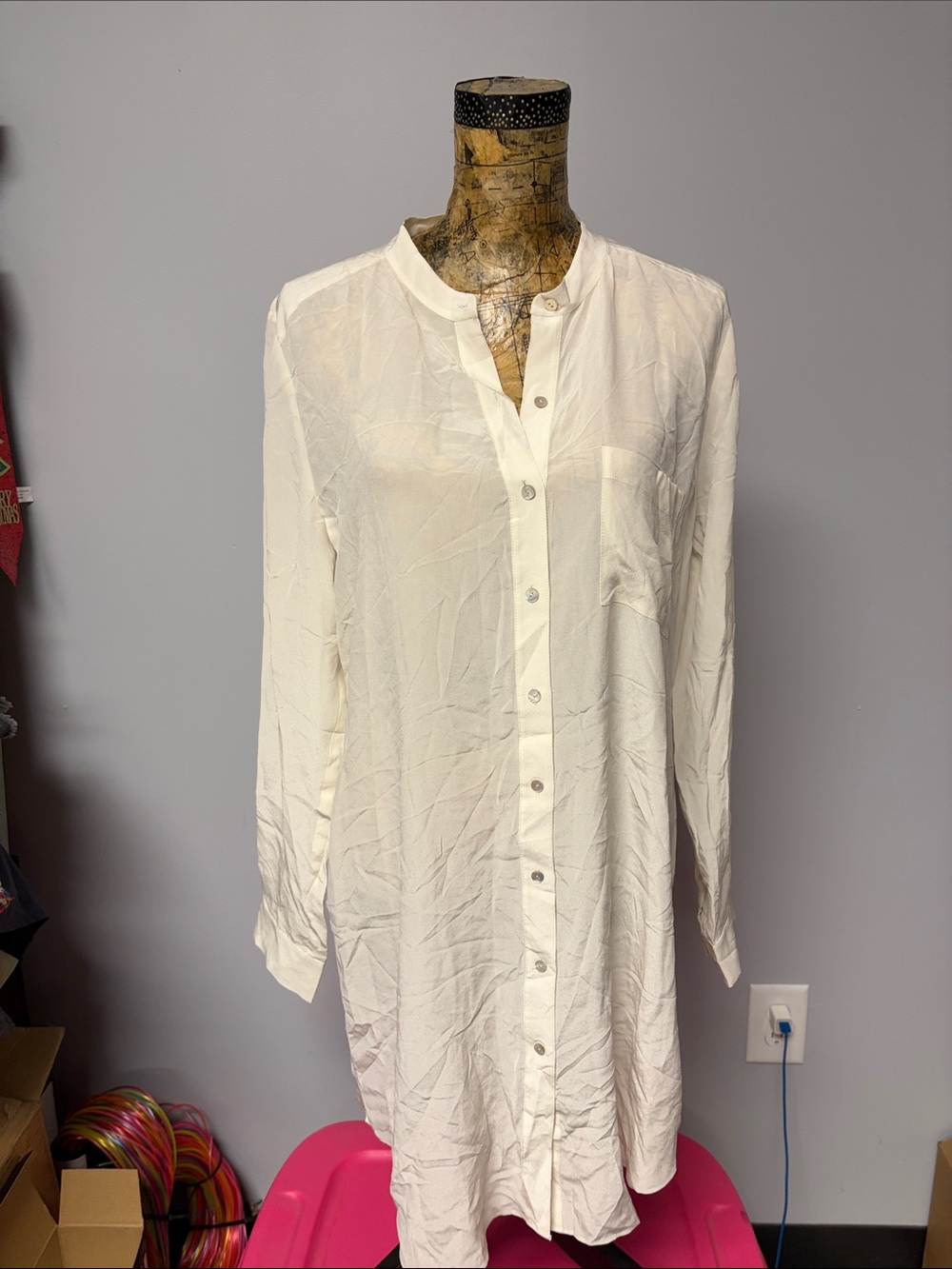 Eileen Fisher Cream 100% silk Longline Button-Down Shirt